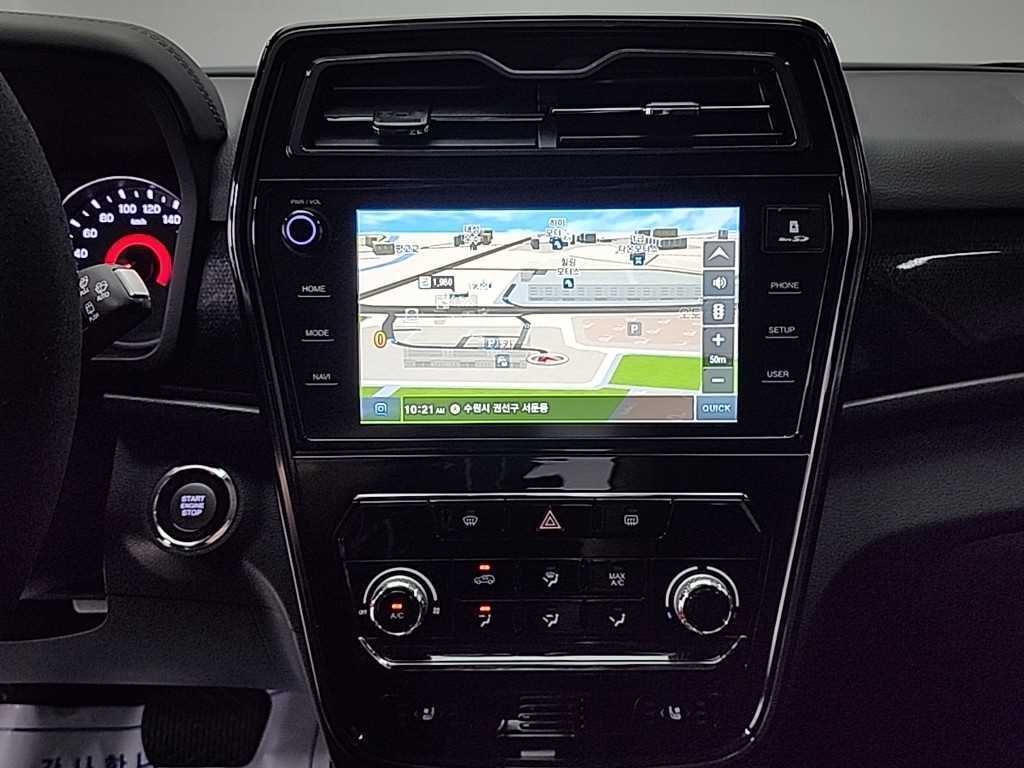 Ssangyong Tivoli - Vista 12
