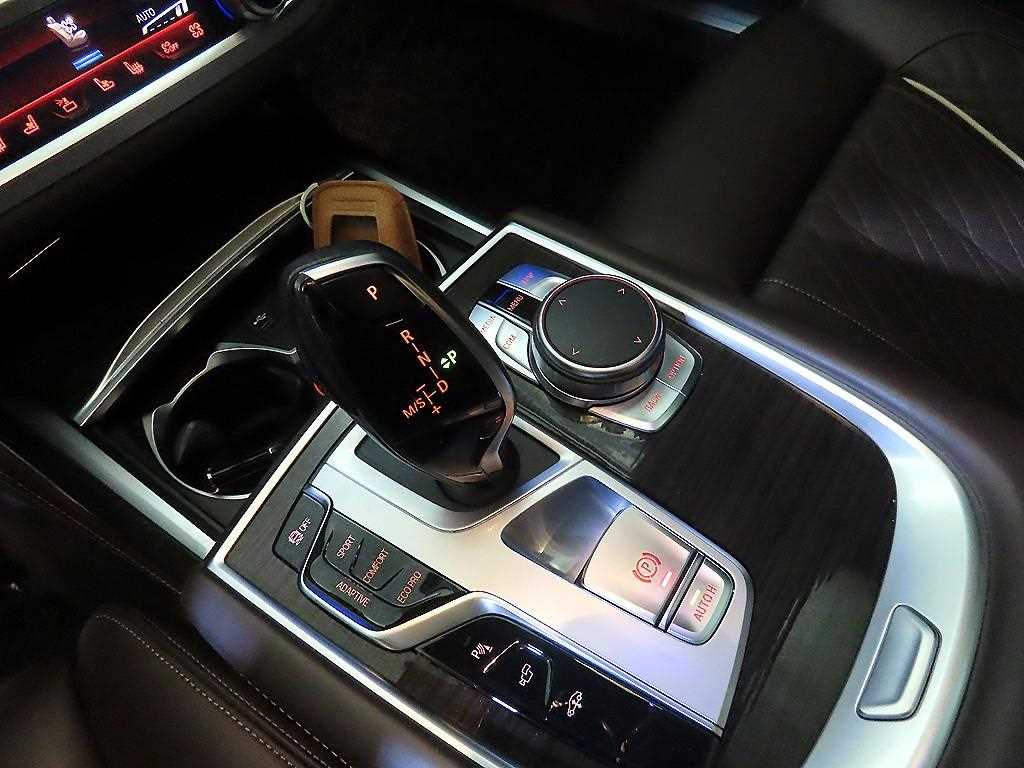 BMW 7 Series 2022 Negro - Importación desde Corea - HF Imports Iquique - Foto 14