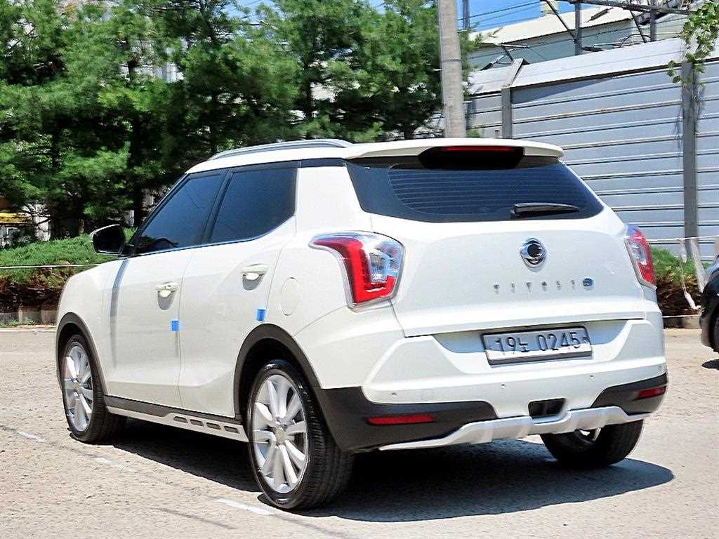 Ssangyong Tivoli - Vista 3