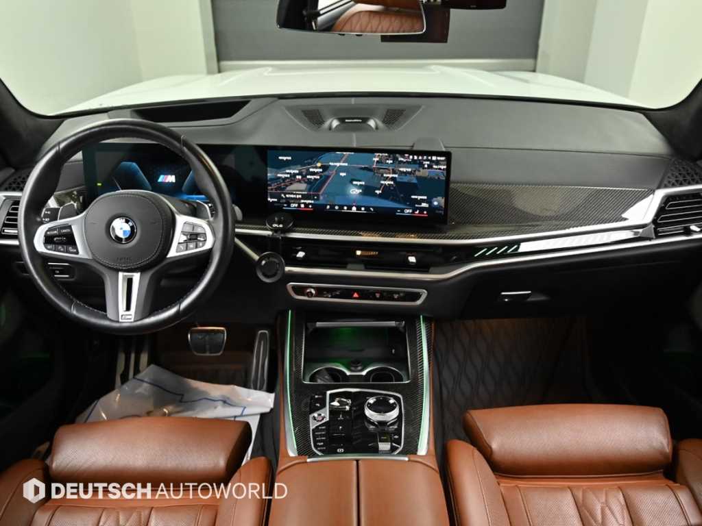 BMW X7 - Vista 9