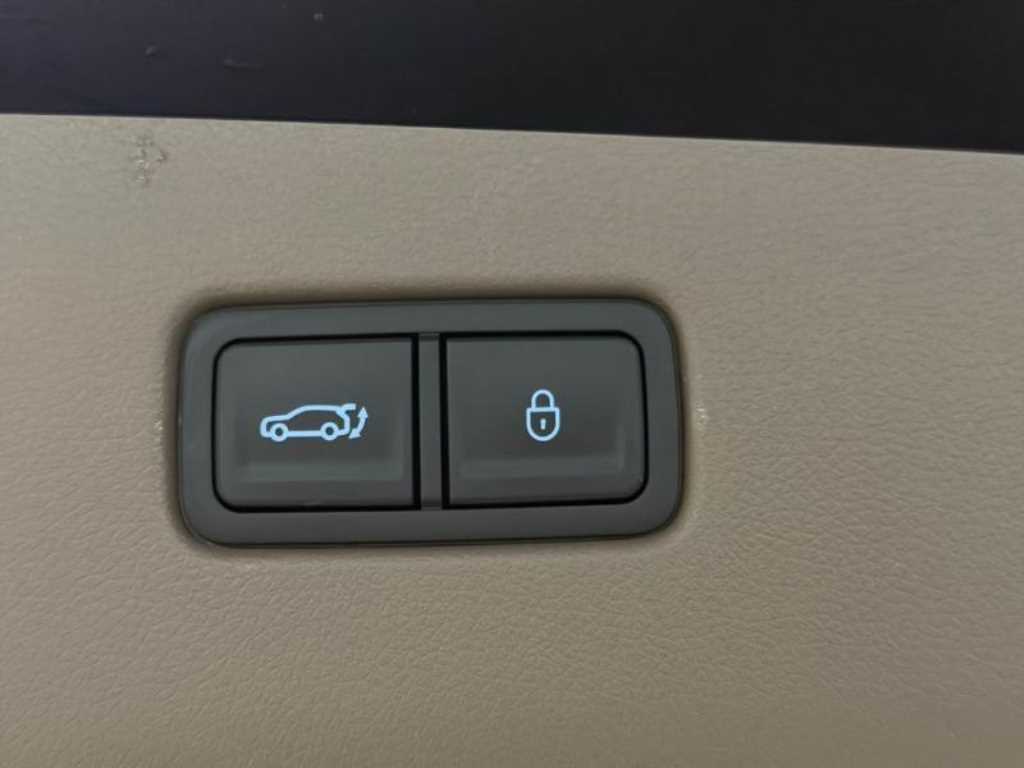 Genesis GV70 2024 Negro - Importación desde Corea - HF Imports Iquique - Foto 20
