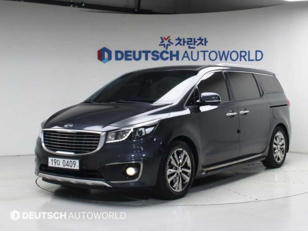KIA Carnival 2016 Gris - Importación desde Corea - HF Imports Iquique - Foto 1