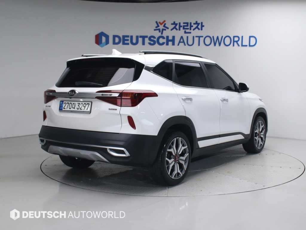 KIA Seltos - Vista 2