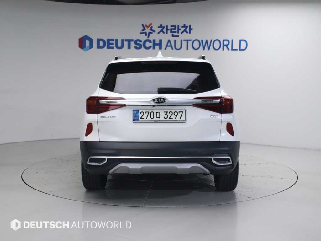 KIA Seltos - Vista 6