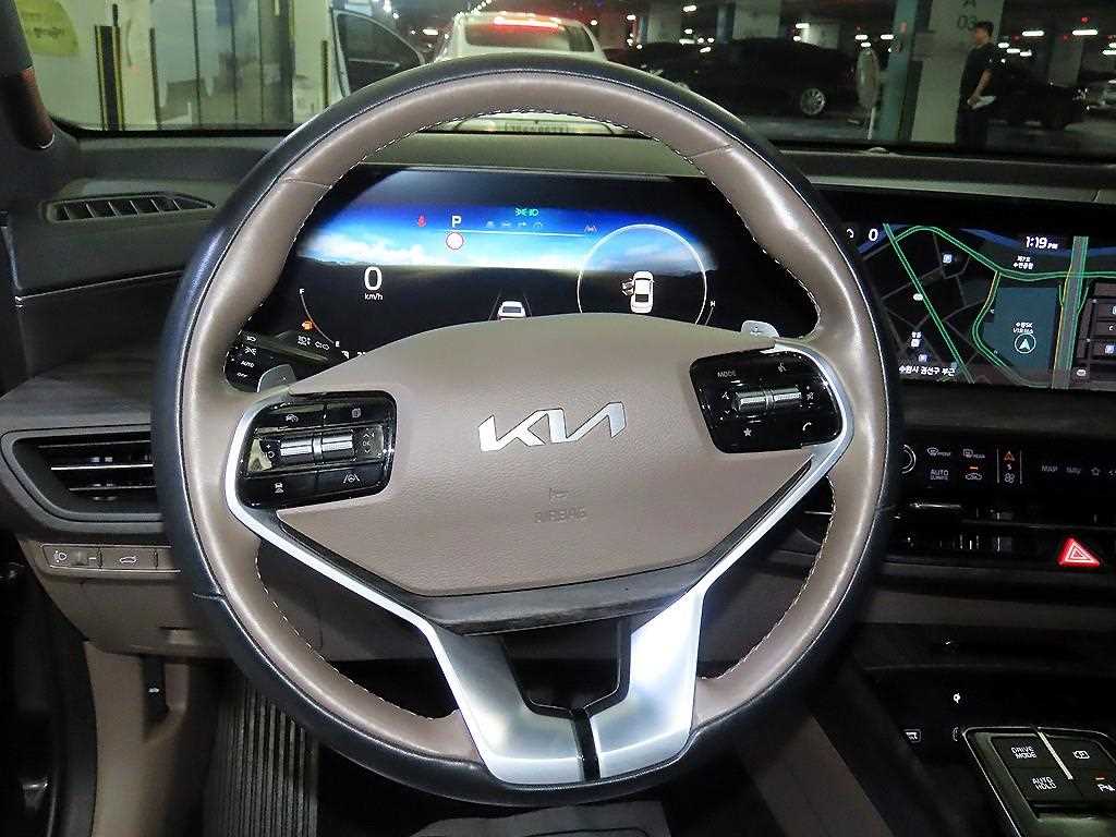 KIA K8 - Vista 10