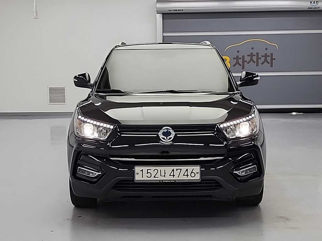 Ssangyong Tivoli - Vista 2