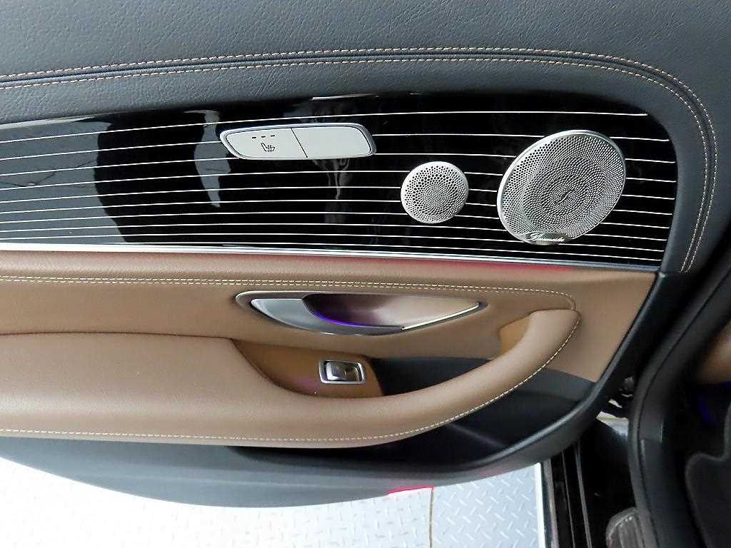 Mercedes Benz E class 2021 Blanco - Importación desde Corea - HF Imports Iquique - Foto 14