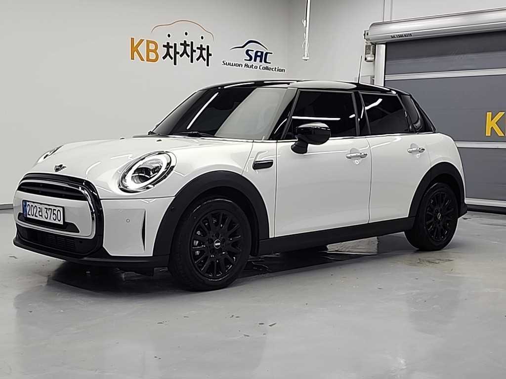 Mini Cooper 2024 Blanco - Importación desde Corea - HF Imports Iquique - Foto 1