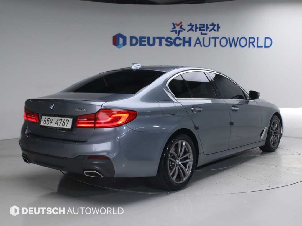 BMW 5 Series - Vista 2