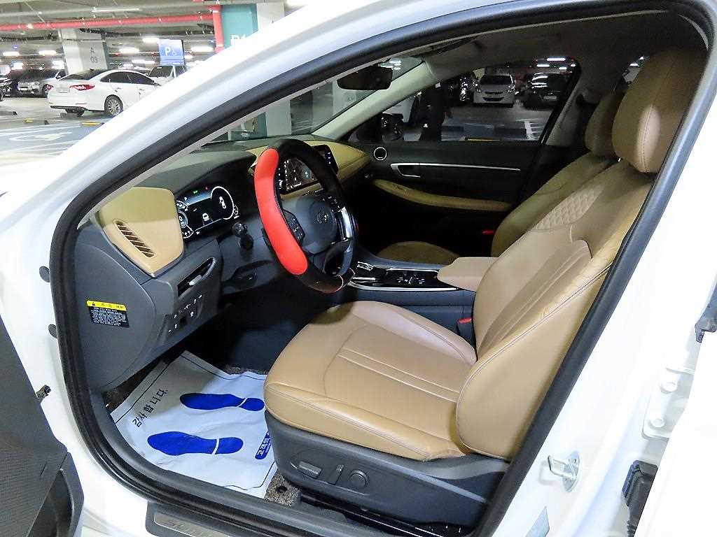 HYUNDAI Sonata - Vista 8