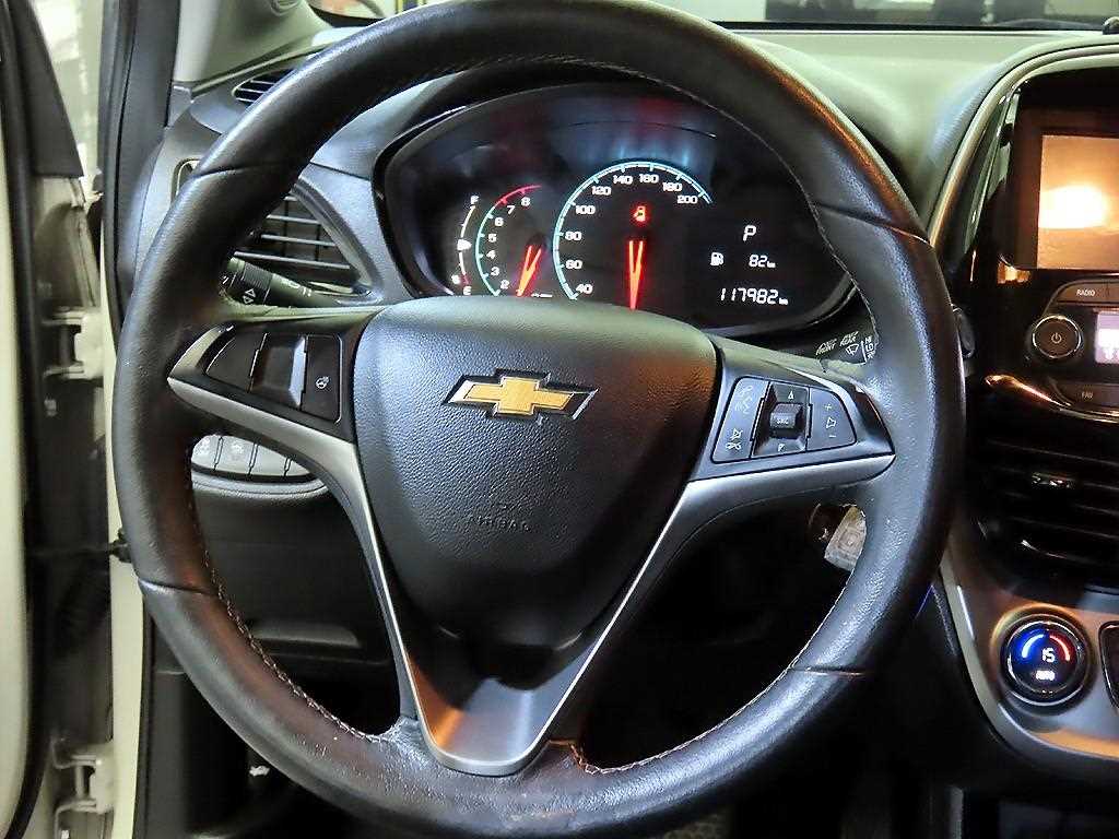 Chevrolet Spark - Vista 10