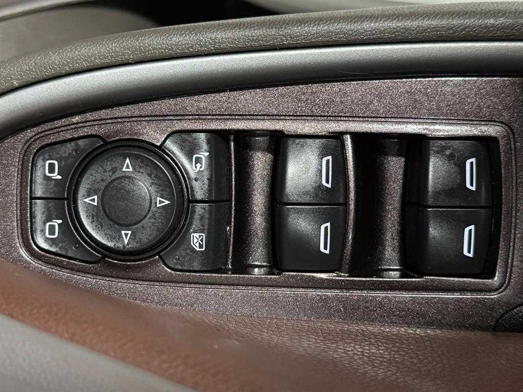 Chevrolet Malibu 2018 Gris - Importación desde Corea - HF Imports Iquique - Foto 17