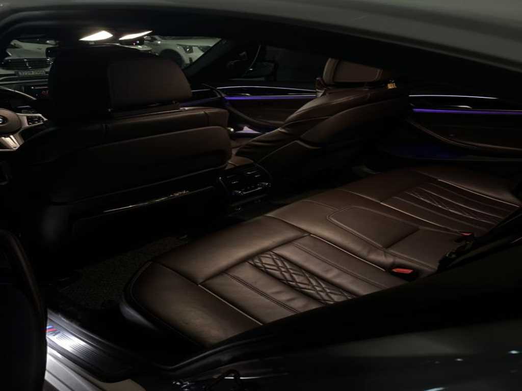 BMW 5 Series - Vista 6
