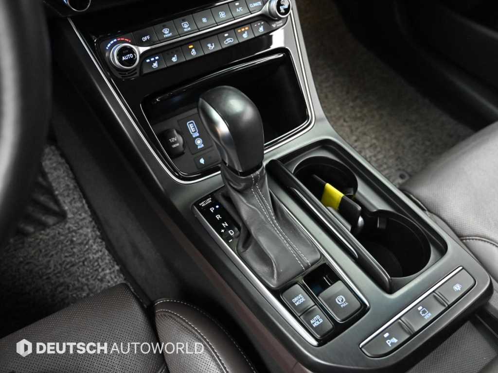 HYUNDAI Grandeur - Vista 11