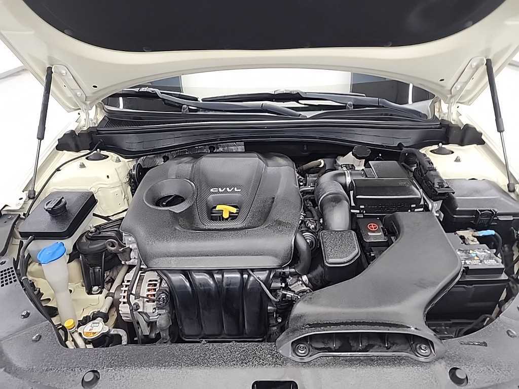 KIA K5 - Vista 7