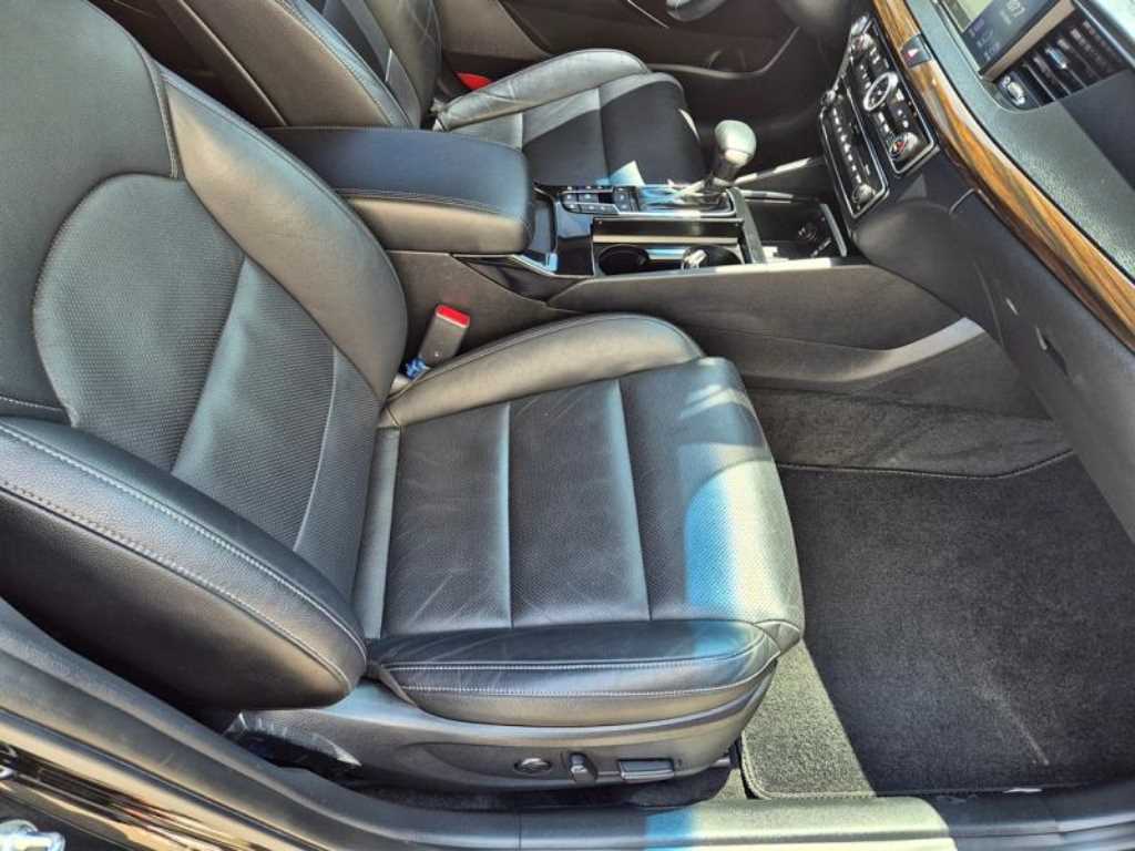 KIA K7 2018 Negro - Importación desde Corea - HF Imports Iquique - Foto 20