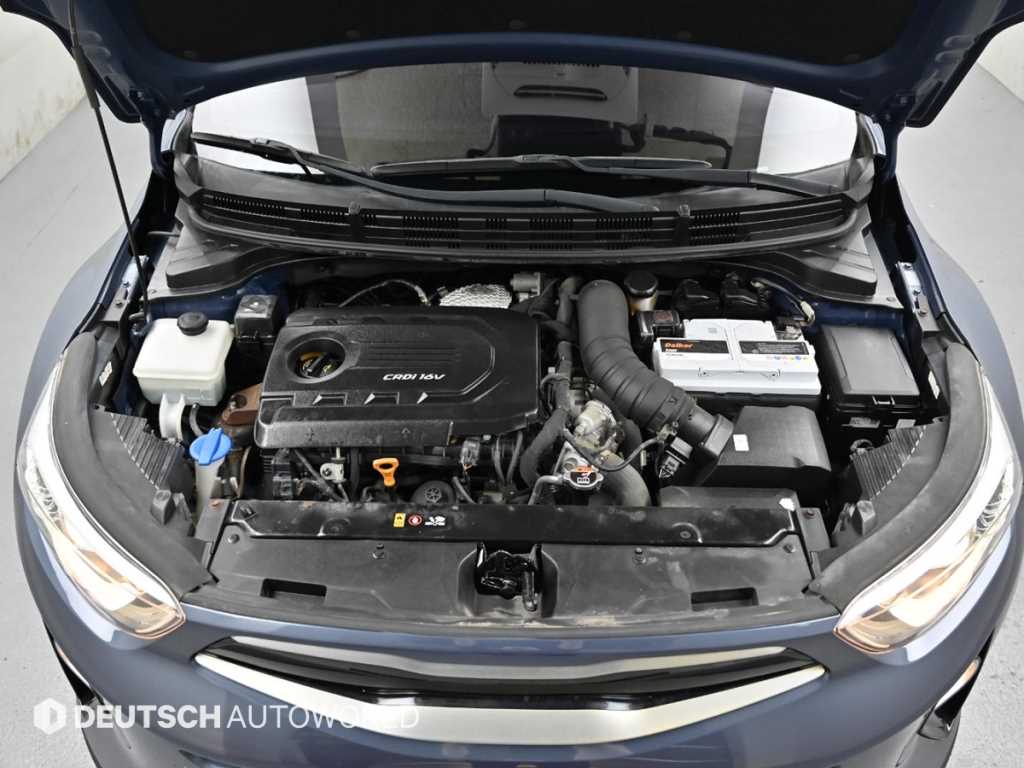 KIA Stonic - Vista 8