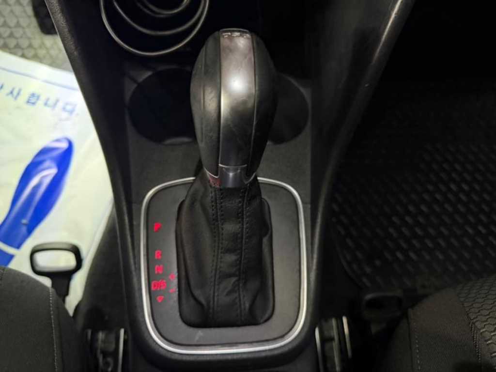 Volkswagen polo 2015 - Importación desde Corea - HF Imports Iquique - Foto 14