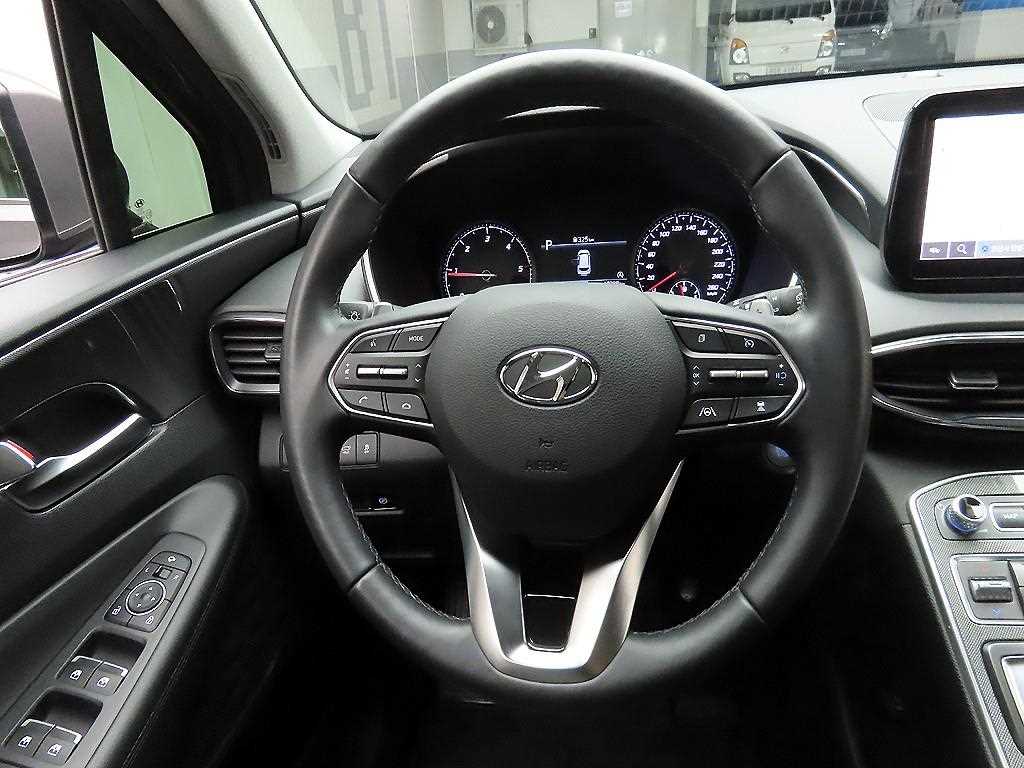 HYUNDAI Santa Fe - Vista 9