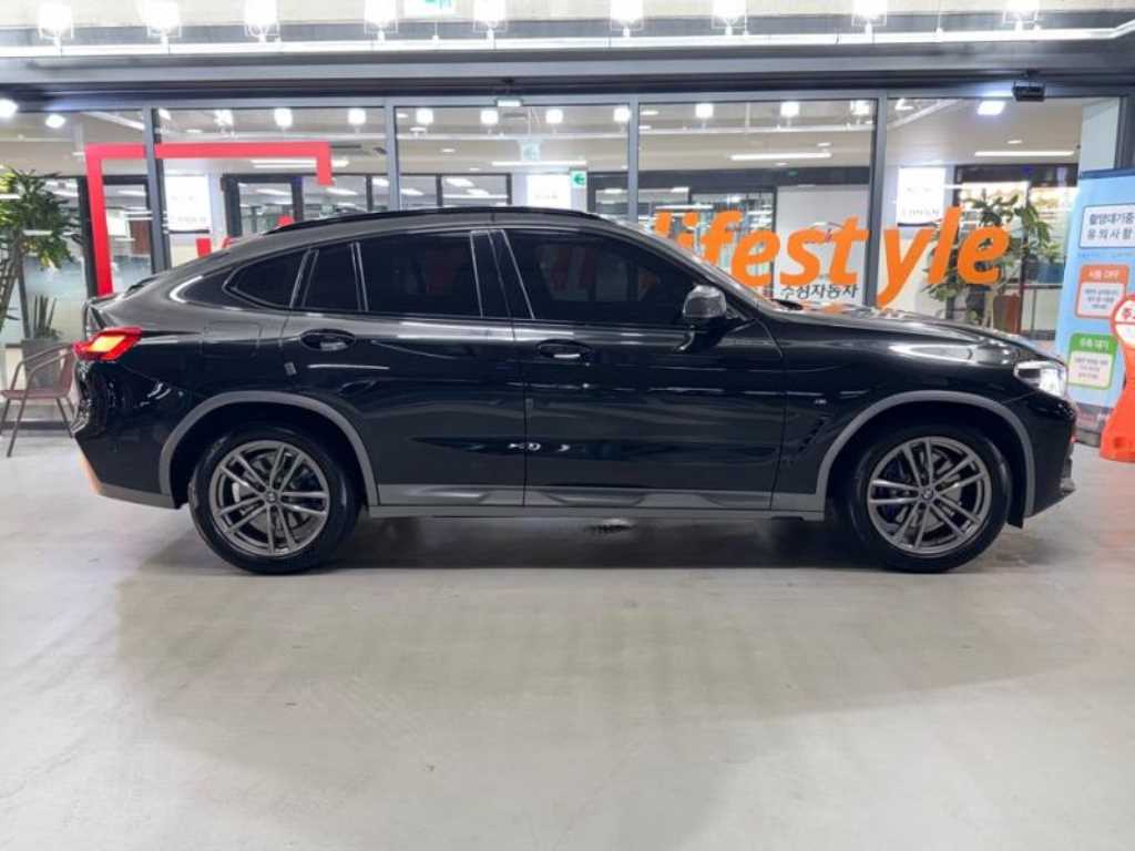 BMW X4 - Vista 3