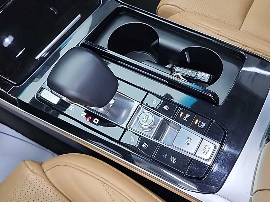 KIA K7 - Vista 10
