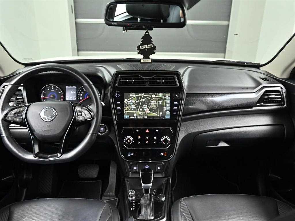 Ssangyong Tivoli - Vista 9