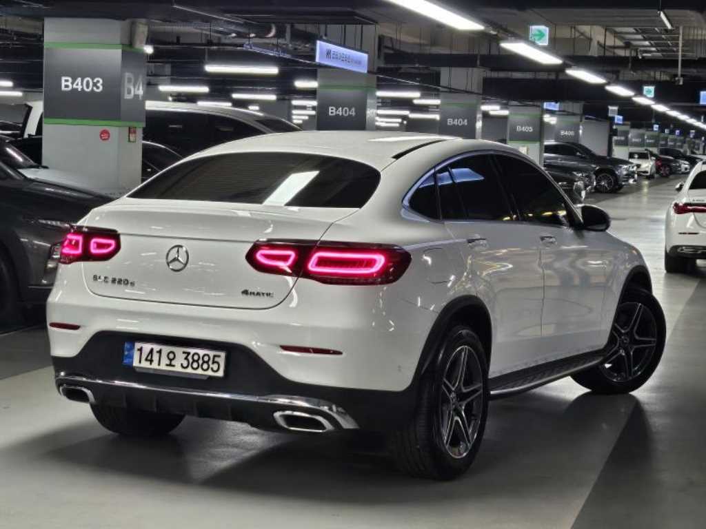 Mercedes Benz GLC Class - Vista 6