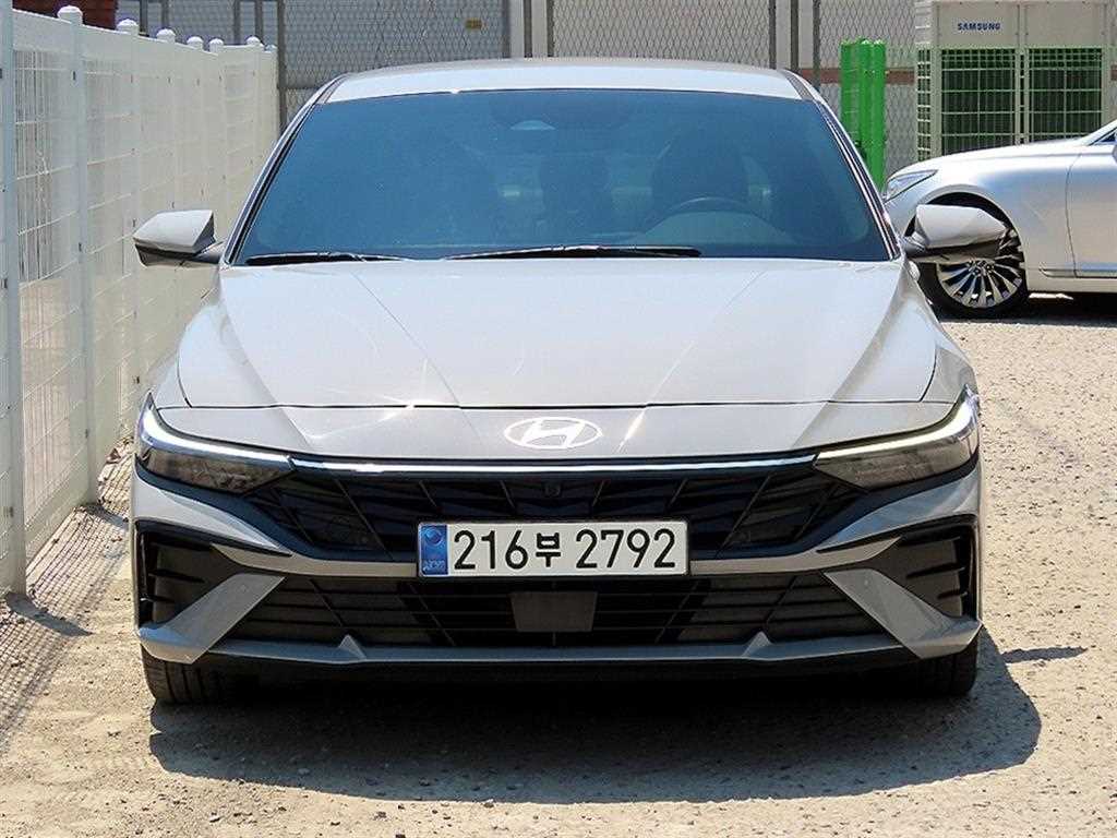 HYUNDAI Avante 2025 Gris - Importación desde Corea - HF Imports Iquique - Foto 1