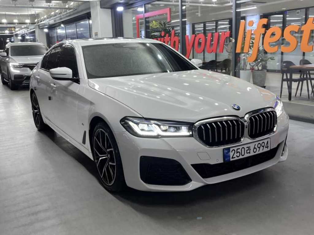 BMW 5 Series 2023 Blanco - Importación desde Corea - HF Imports Iquique - Foto 1