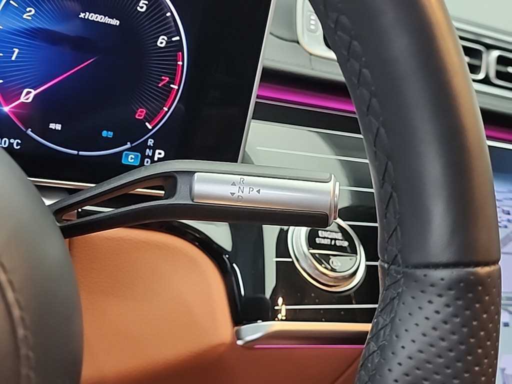 Mercedes Benz S Class - Vista 10