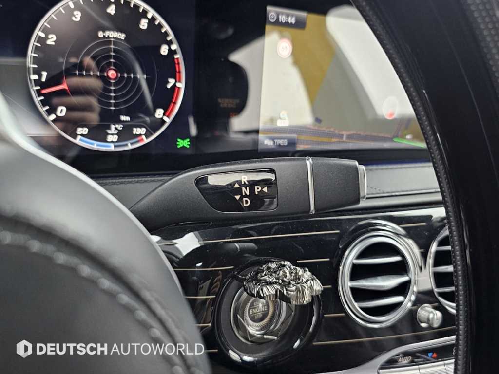 Mercedes Benz S Class - Vista 11