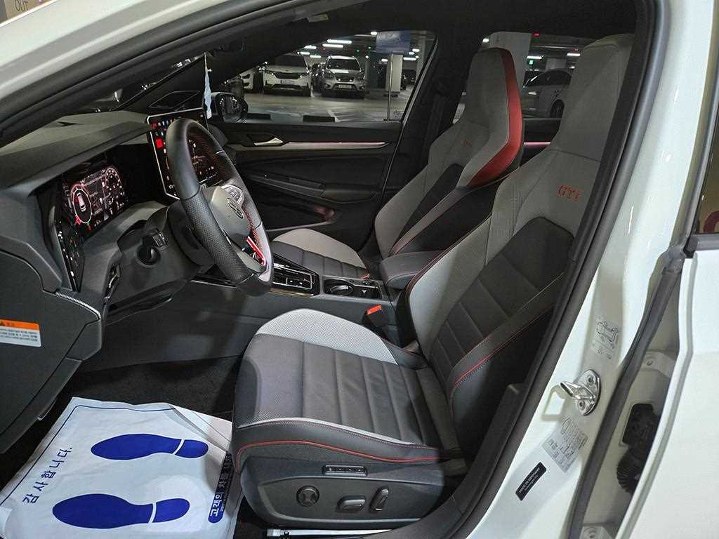 Volkswagen Golf - Vista 8