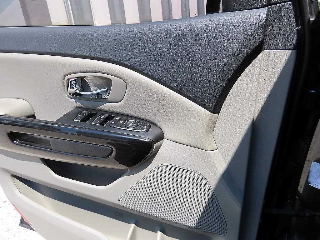 KIA Carnival 2018 Gris - Importación desde Corea - HF Imports Iquique - Foto 14