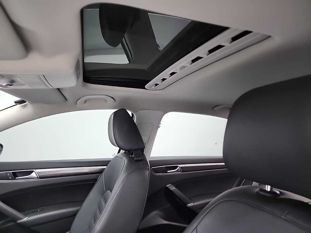 Volkswagen Passat 2018 Blanco - Importación desde Corea - HF Imports Iquique - Foto 16