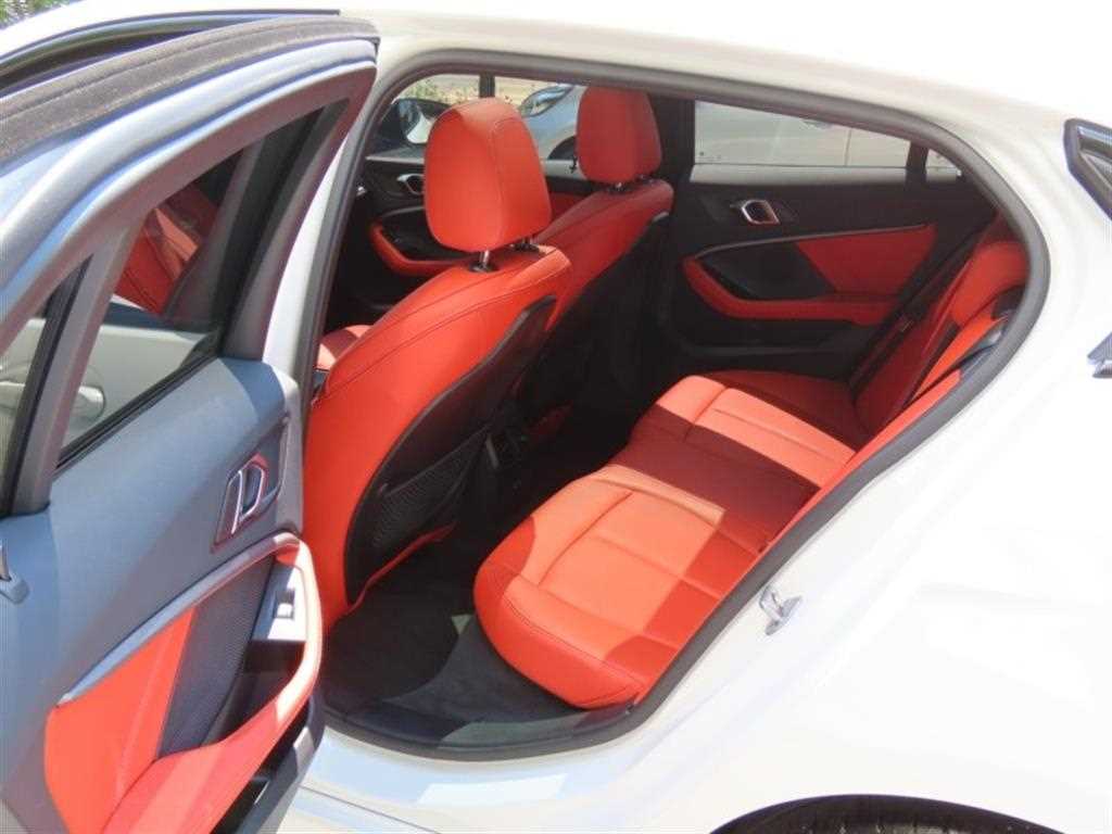 BMW 1 series 2022 Blanco - Importación desde Corea - HF Imports Iquique - Foto 16