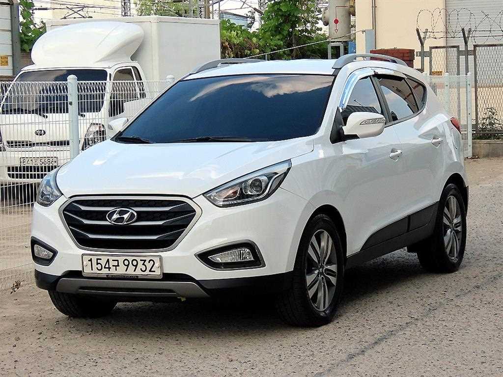 HYUNDAI Tucson 2013 Blanco - Importación desde Corea - HF Imports Iquique - Foto 1