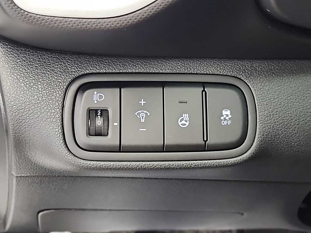 HYUNDAI Venue 2023 - Importación desde Corea - HF Imports Iquique - Foto 20