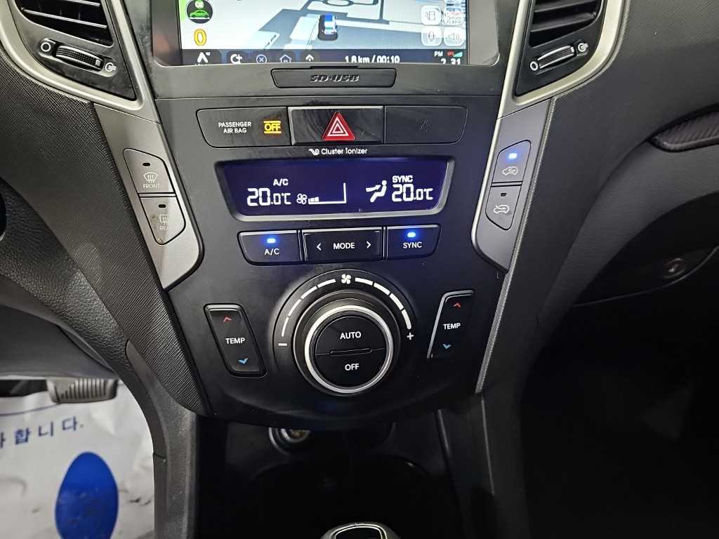 HYUNDAI Santa Fe - Vista 12