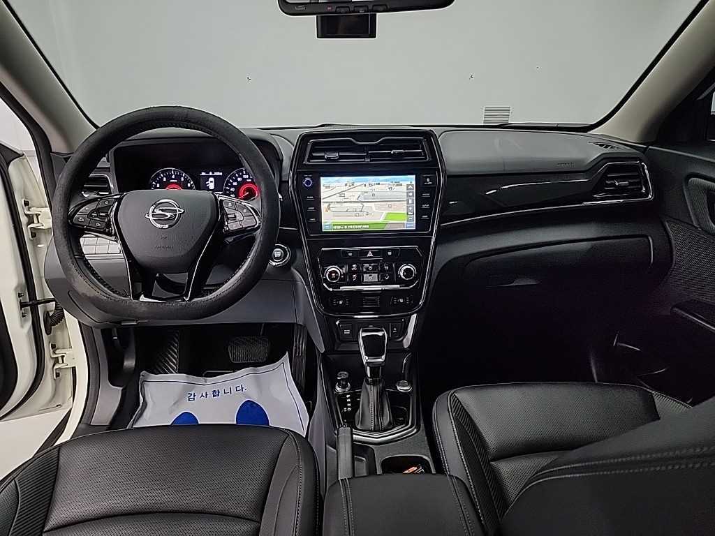 Ssangyong Tivoli - Vista 9