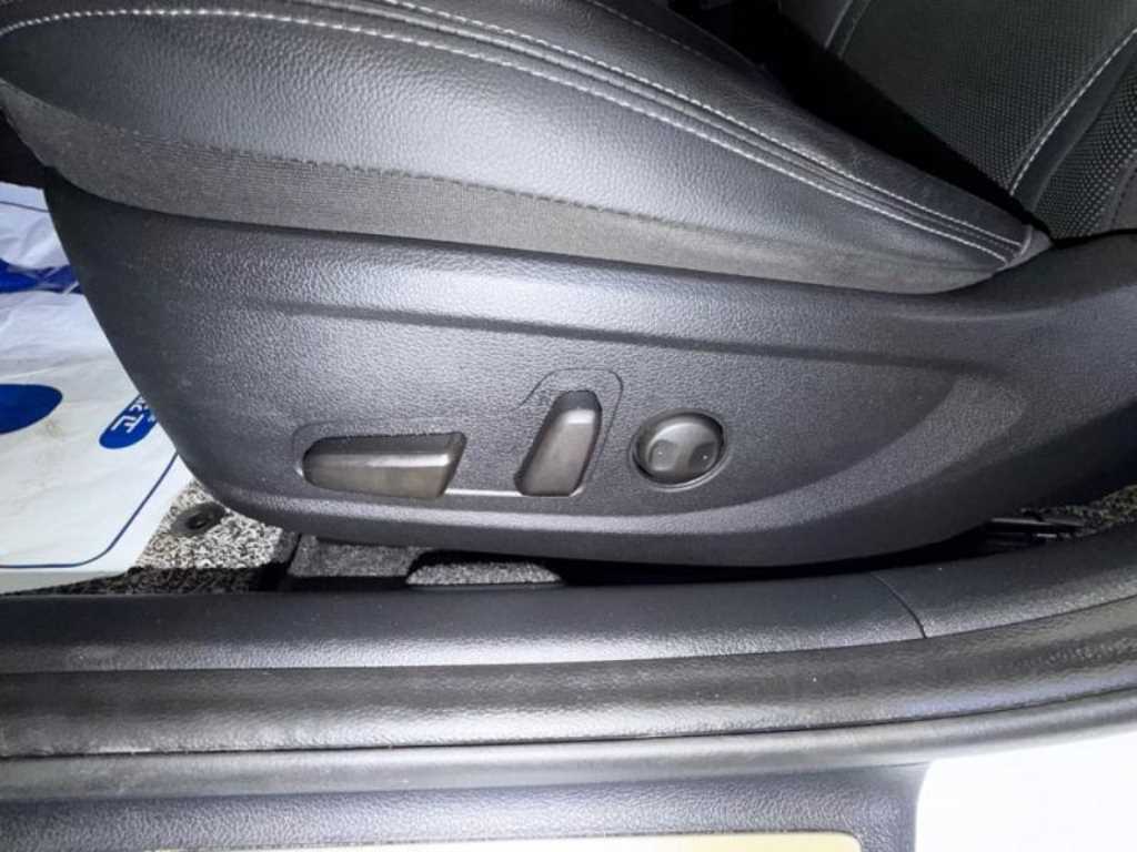 HYUNDAI Grandeur 2019 Blanco - Importación desde Corea - HF Imports Iquique - Foto 17