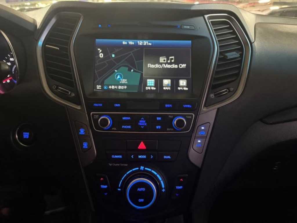 HYUNDAI Santa Fe - Vista 12