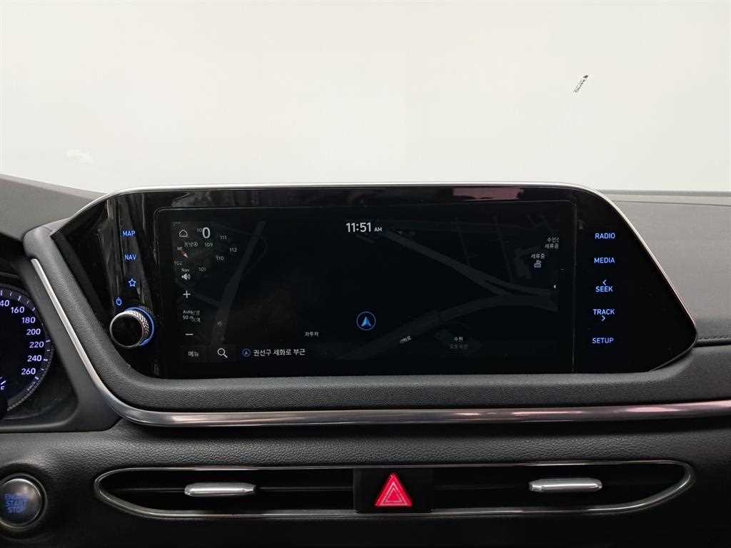 HYUNDAI Sonata - Vista 11