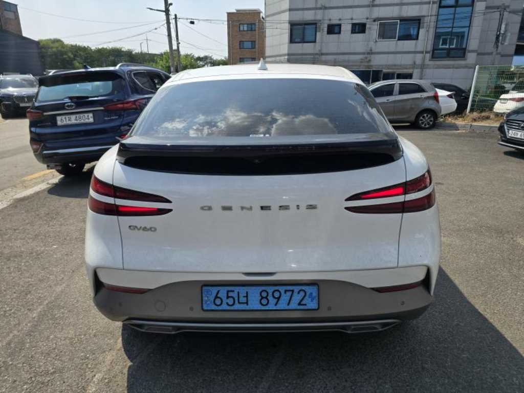 Genesis GV60 - Vista 3