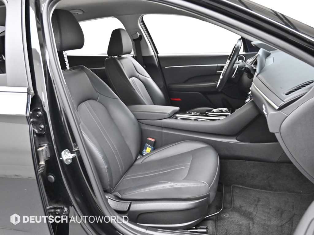 HYUNDAI Sonata - Vista 12