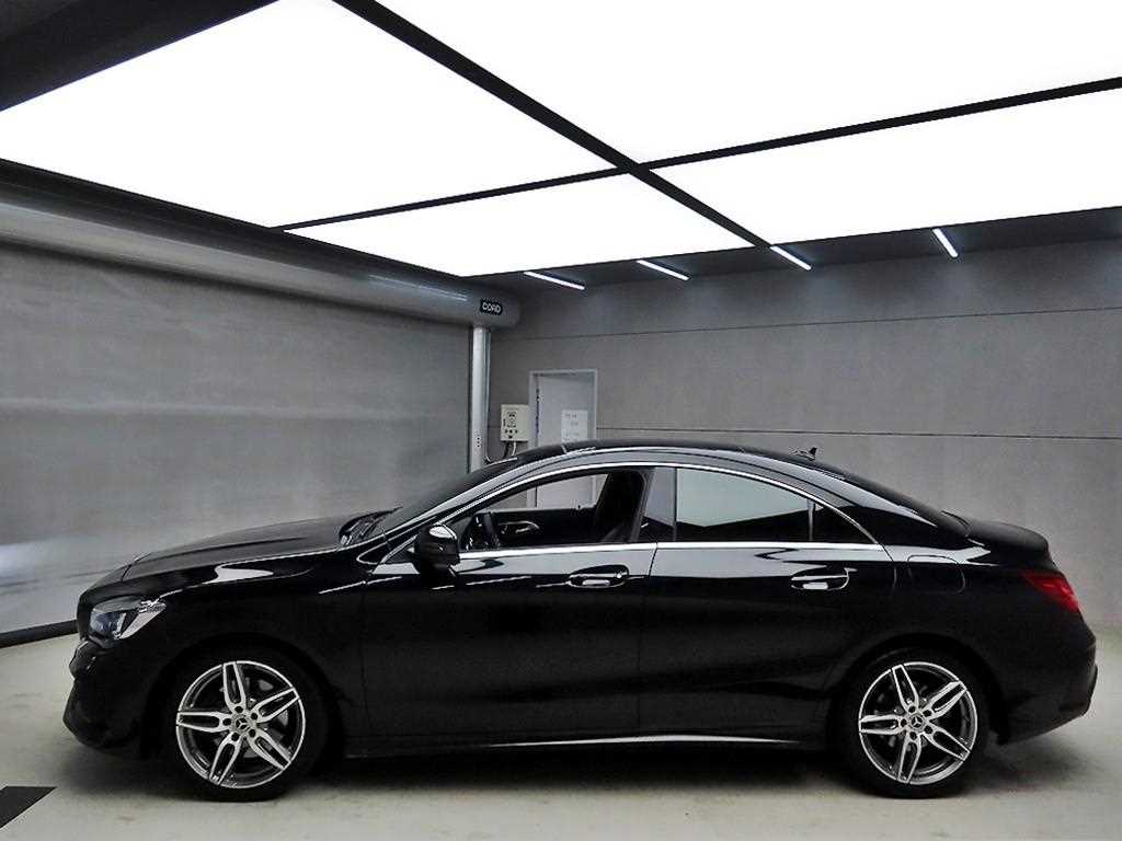 Mercedes Benz CLA Class - Vista 6
