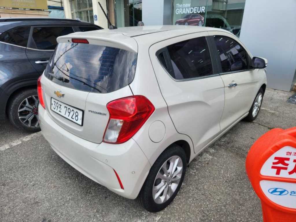 Chevrolet Spark - Vista 6