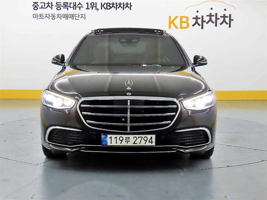 Mercedes Benz S Class - Vista 3