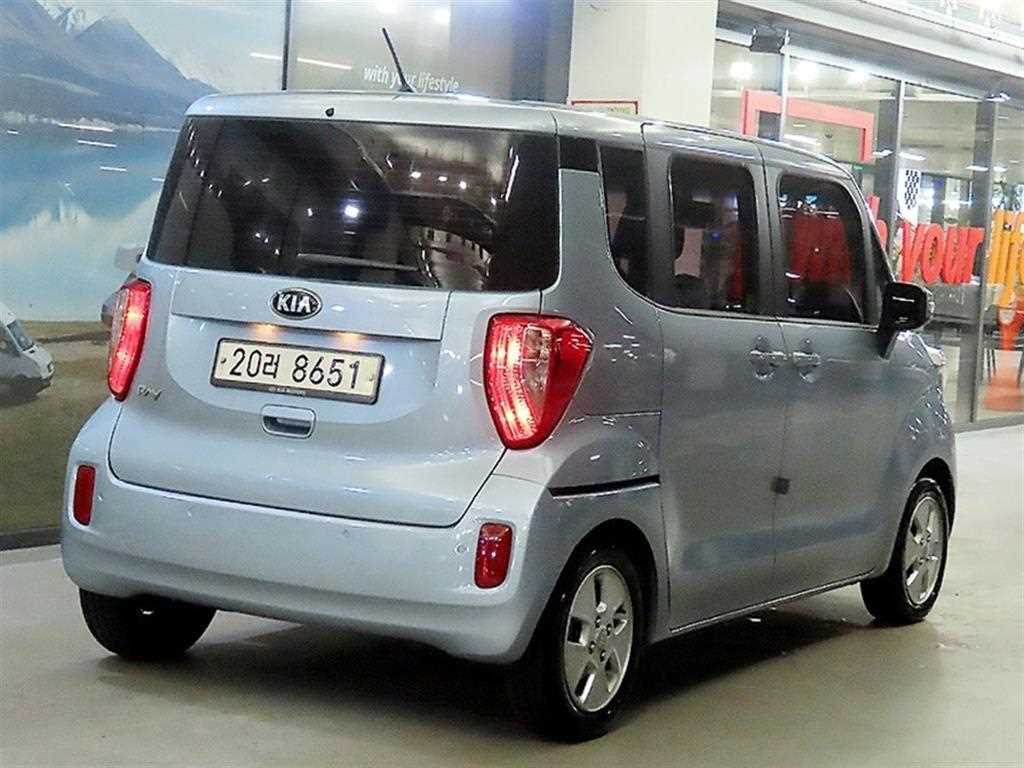 KIA Ray - Vista 6