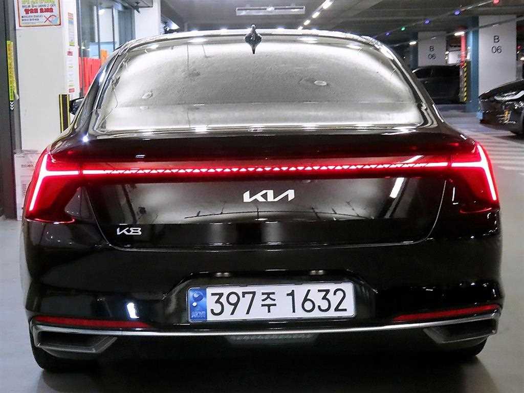 KIA K8 - Vista 7