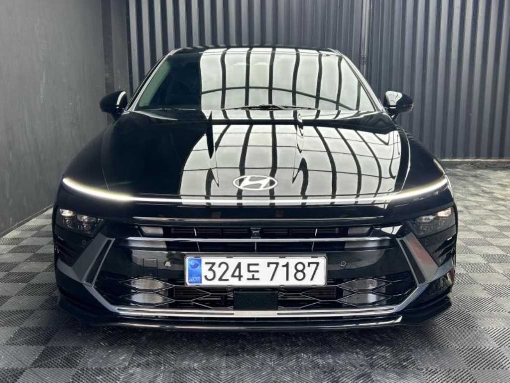 HYUNDAI Sonata 2023 Negro - Importación desde Corea - HF Imports Iquique - Foto 1